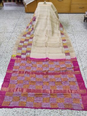 Ghicha Tassure Saree with Katha stitch work